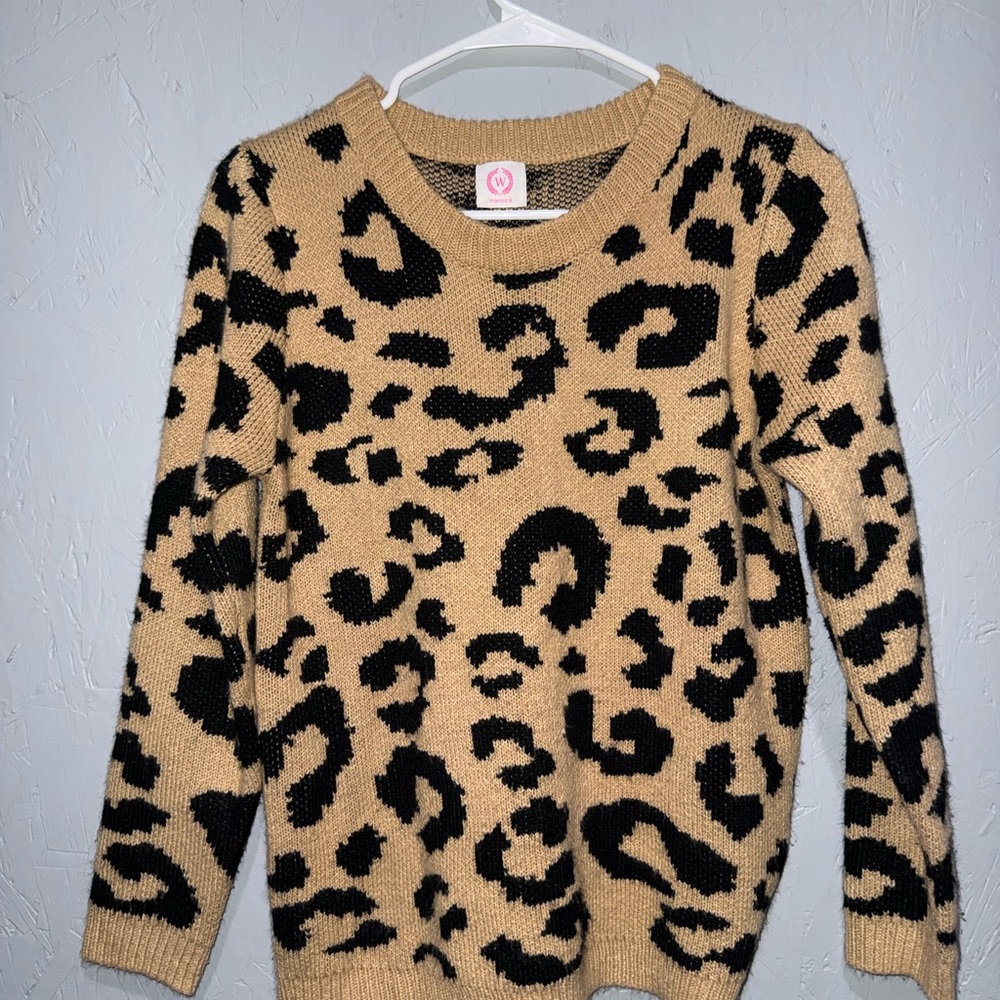 Leopard Print Crew Neck Sweater